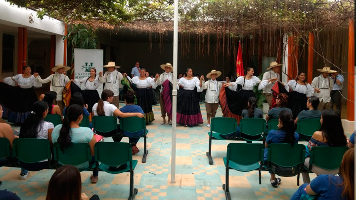 Al son de la batalla de Cúcuta sorprendieron a los asistentes.