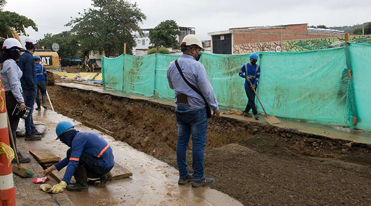 En algunos tramos se ha tenido que rehabilitar la totalidad de la calzada.