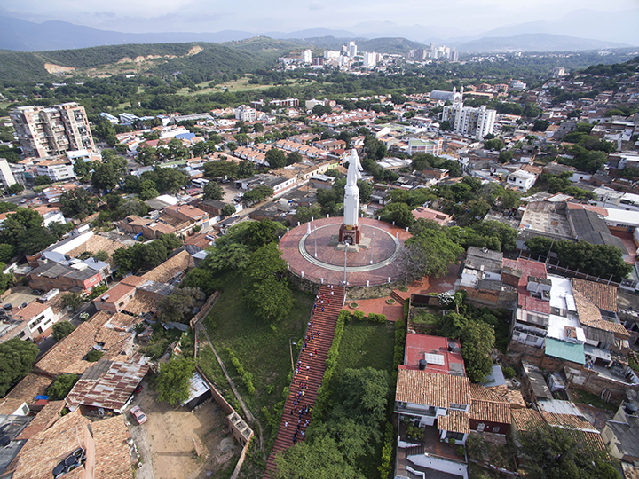 Monumento a Cristo Rey antes de ser remodelado, febrero 2017.