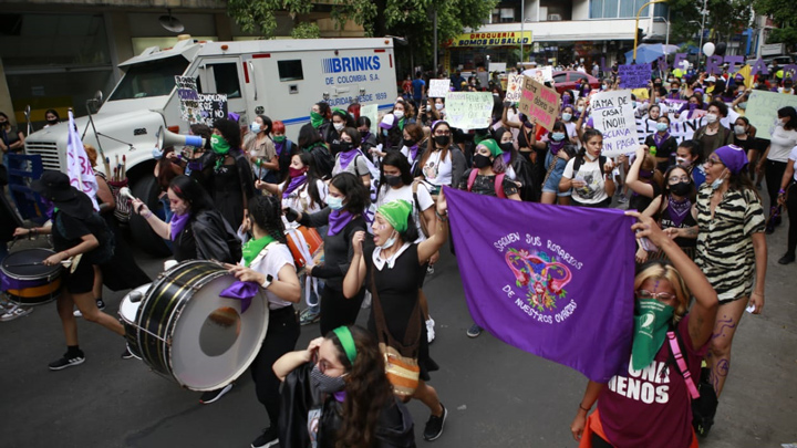 Estallido Feminista del #8M, se llamó la convocatoria para el año 2021.