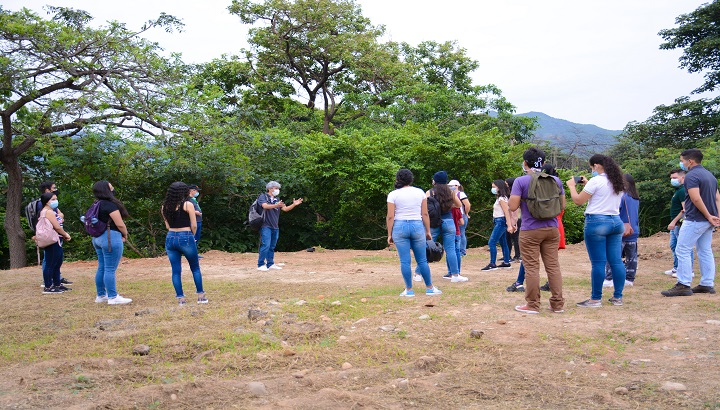 La actividad fue solo la primera del día, más tarde celebraron un foro del agua y en la tarde un conversatorio con fundaciones ambientales /Cortesía /Aguas Kapital