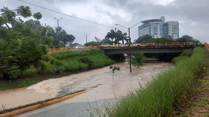 Uno de los puntos más críticos fue la intersección Arnulfo Briceño.