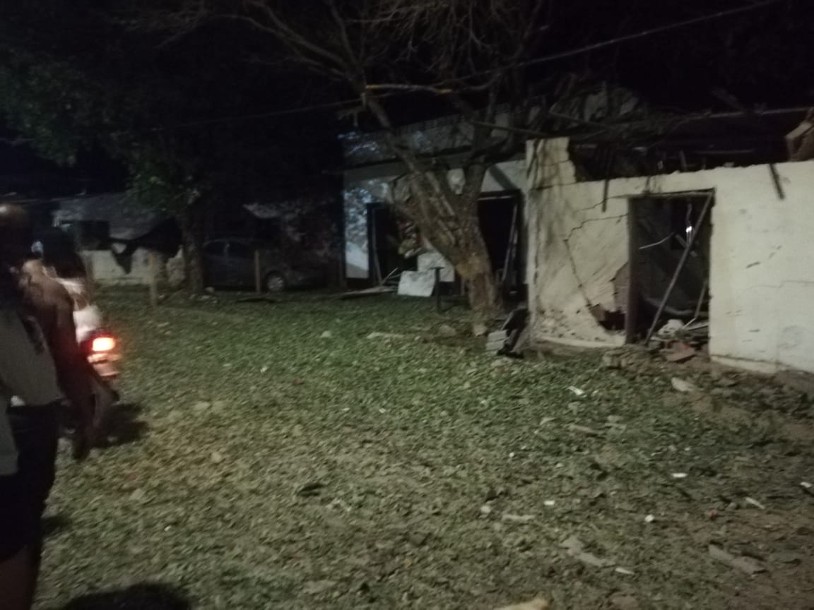 Así quedó la zona donde ocurrió la detonación del artefacto explosivo