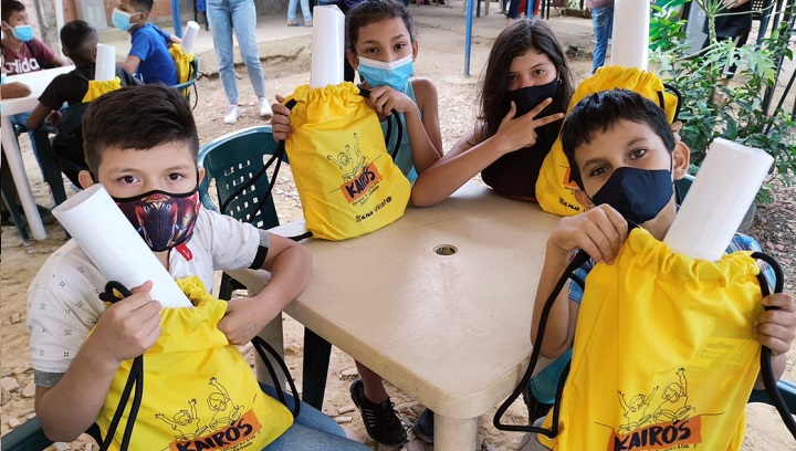 La escuela de integración tuvo su actividad final con rap y charlas de derechos humanos.