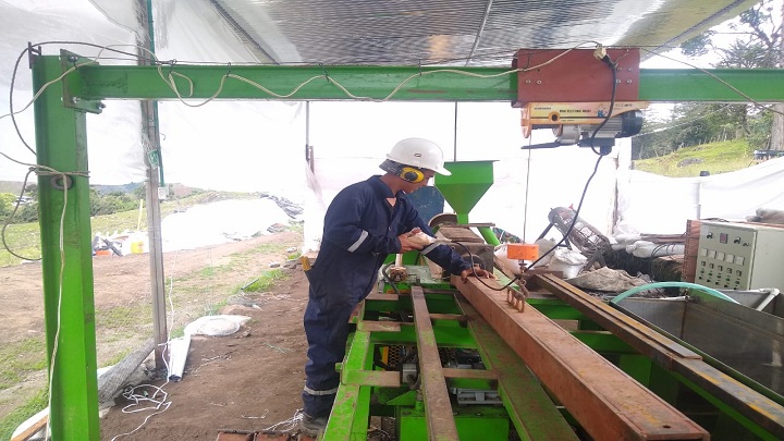 Máquina procesadora de plásticos en Chitagá. Foto: Cortesía/La Opinión.