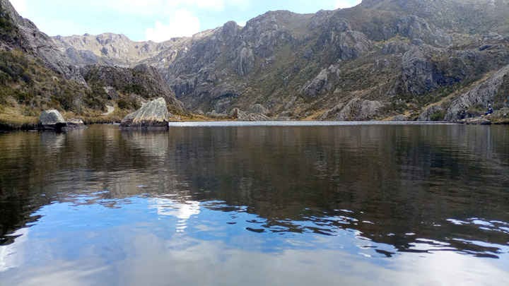 La laguna en su imensidad y belleza.