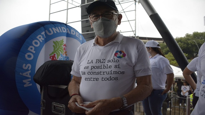 El alcalde de Cúcuta Jairo Yáñez estuvo presente en la jornada, invitando a la comunidad a colaborar con las autoridades./Foto: Juan Pablo Cohen - La Opinión