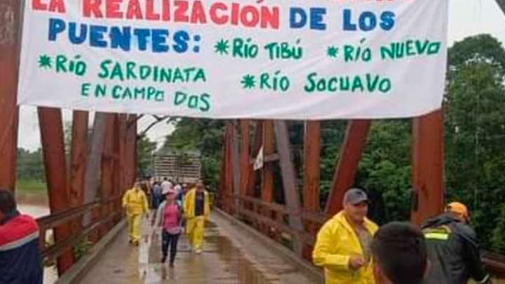 Bloquean V A Tib C Cuta Por Puentes En Mal Estado