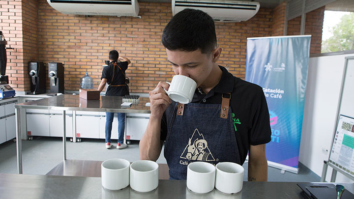 Seis fueron los rivales de César Danilo Durán en las Olimpiadas Worldskills. 