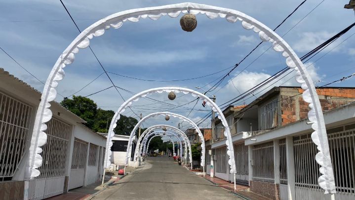 En el barrio Motilones falta acondicionar la calle con árboles y Ángeles. / Foto: Nicolás Mojica. 