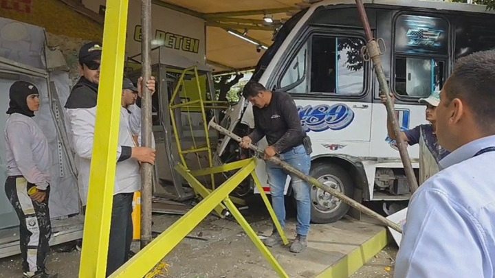 Reportaron tres personas heridas