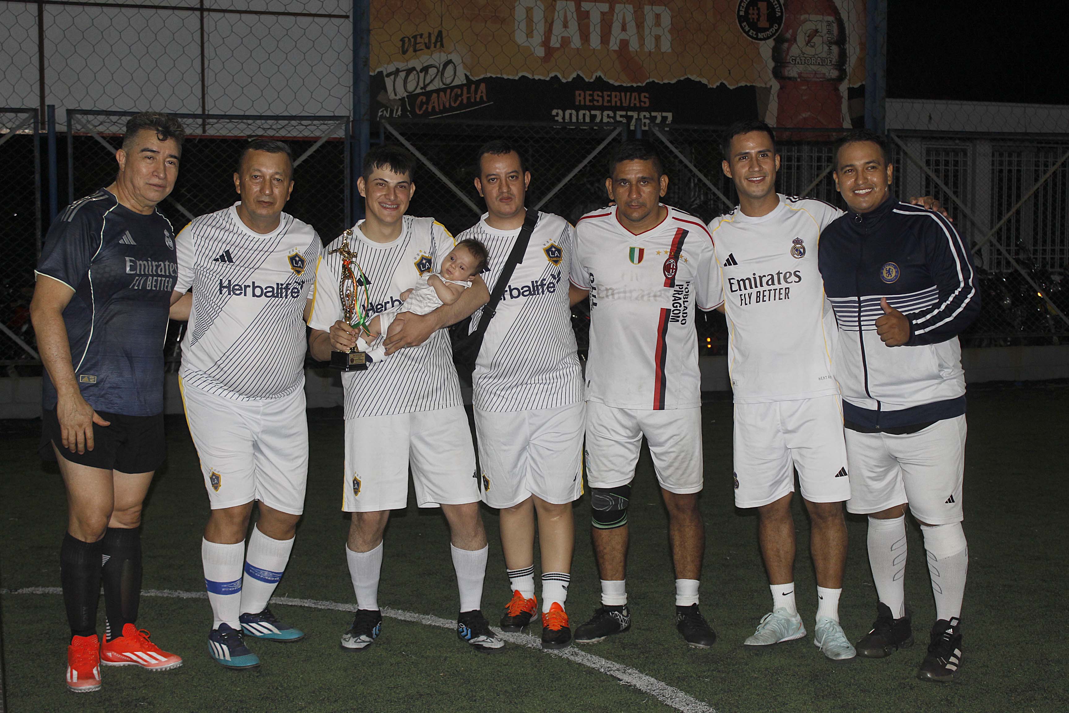 Los Ángeles Galaxy se quedó con el tercer lugar.