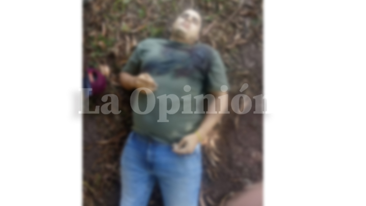 Las víctimas se movilizaban en una camioneta y una motocicleta cuando fueron interceptadas por hombres armados.