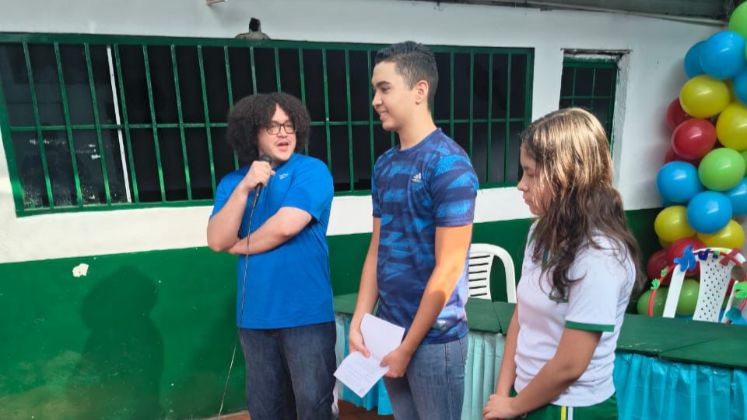 Durante el evento algunos estudiantes pudieron demostrar sus habilidades artísticas