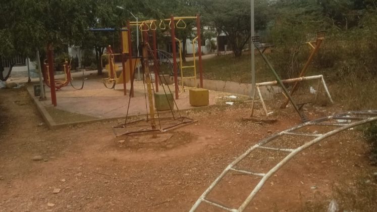 El parque de la calle 23 presenta deterioros desde hace varios años.