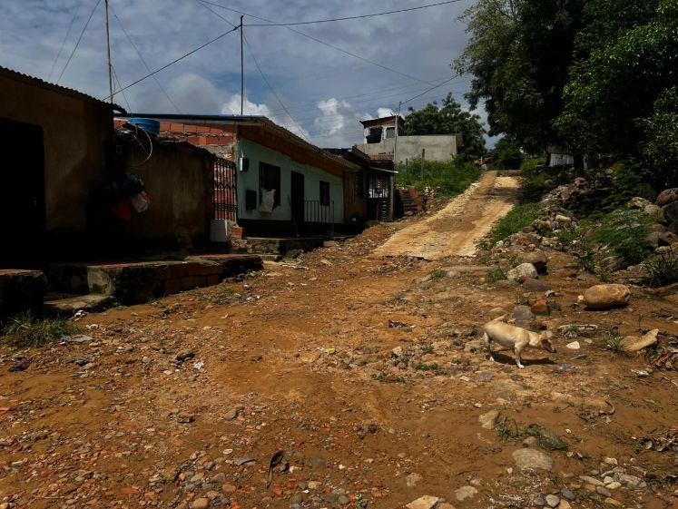 La calle 15 presenta deterioros producto de las lluvias y la falta de mantenimiento