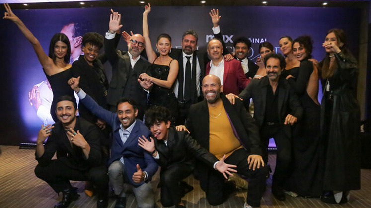 Del otro lado del jardín 