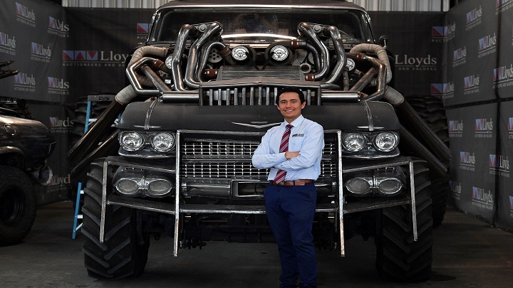 Subastan extravagantes autos de 'Mad Max: Furia en el camino'