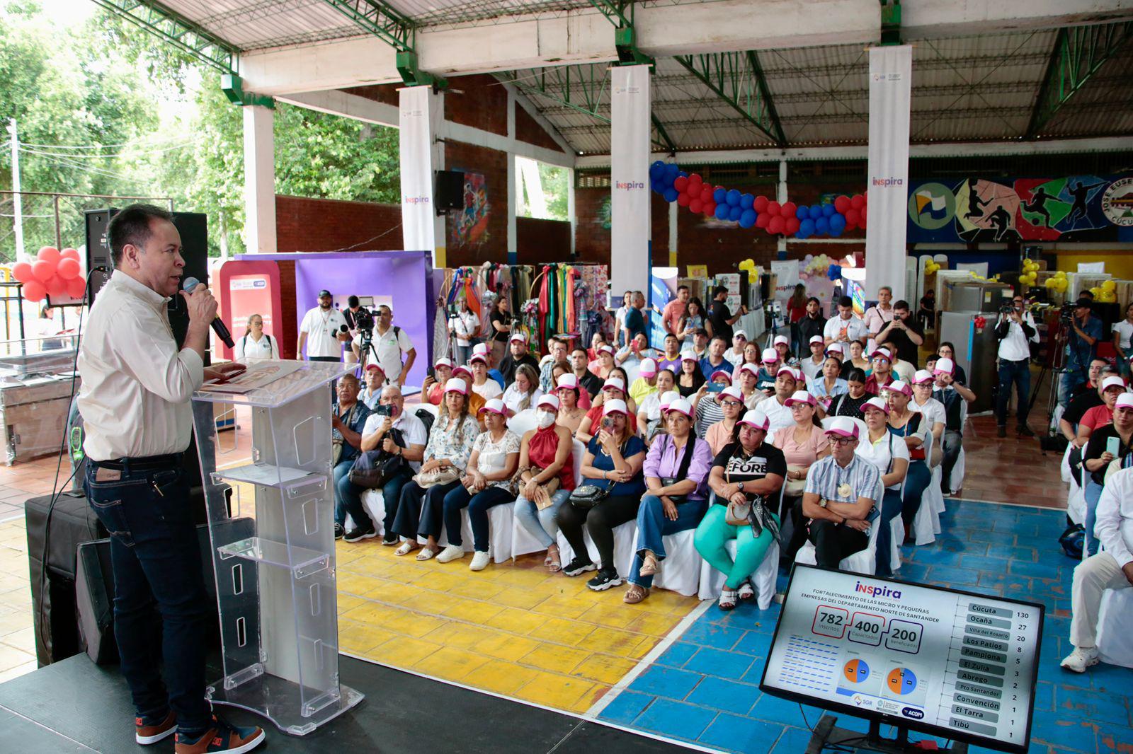 El Gobernador explicó que en 11 municipios se entregaron insumos 