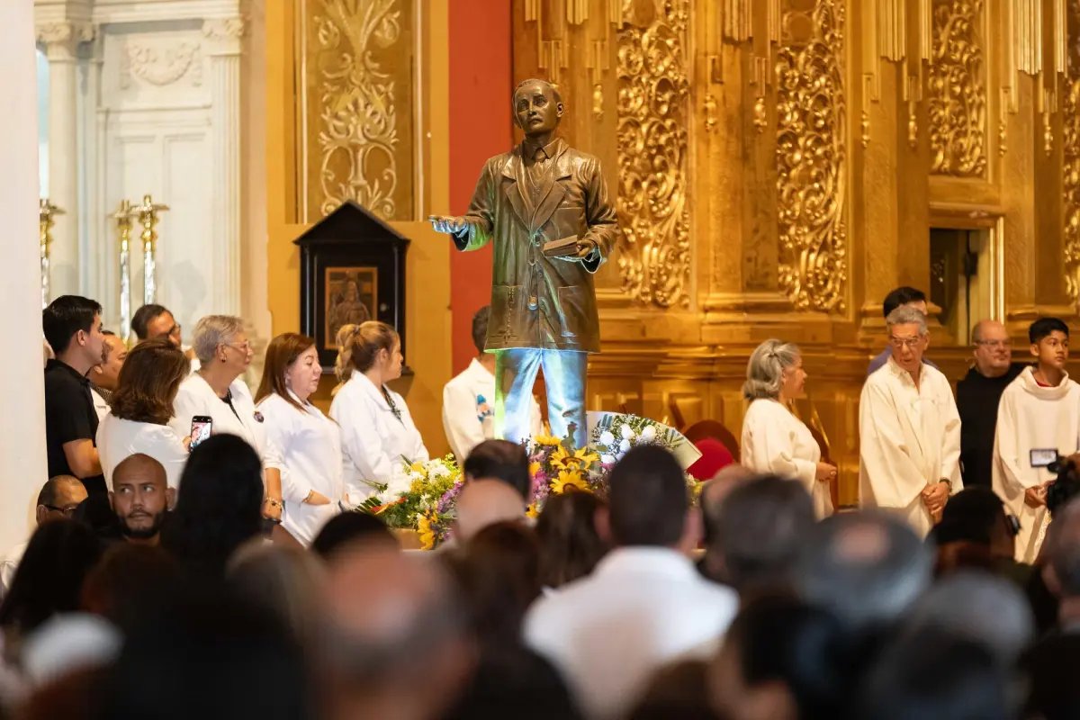 José Gregorio Hernández será el primer santo venezolano