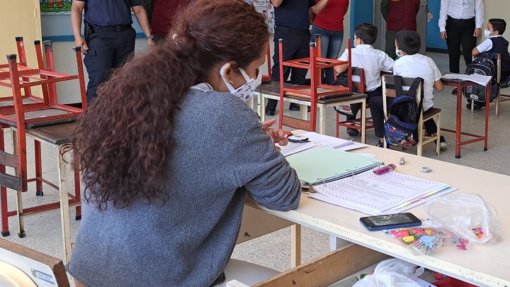 50% de los maestros tachirenses lograron llegar a las aulas en el primer día de clases. 