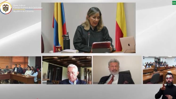 Audiencia Álvaro Uribe
