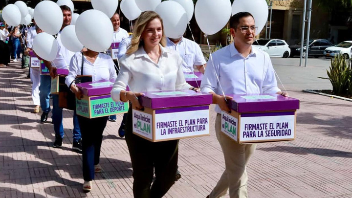 Juan Bocanegra y César Rojas, entregaron firmas para la alcaldía de Cúcuta