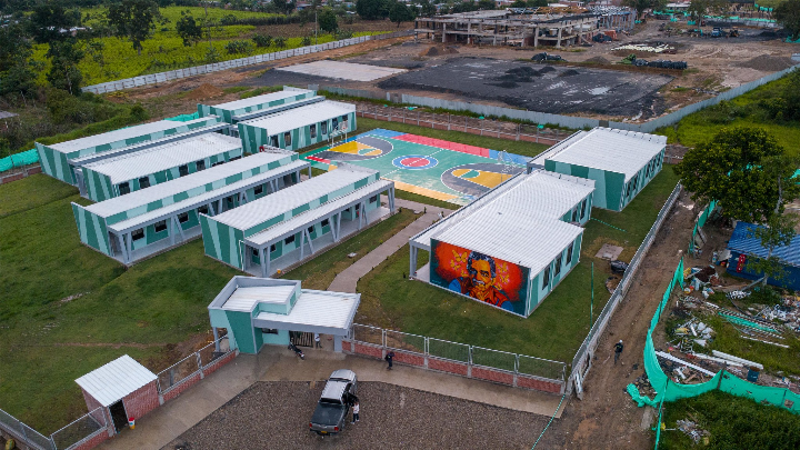 Sede del Colegio-Universidad de El Tarra.