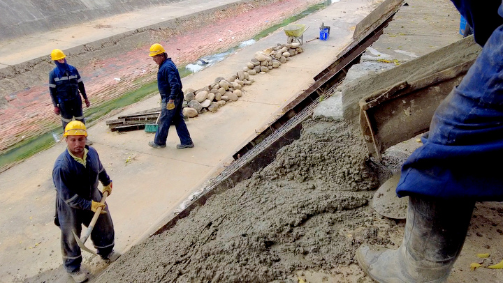 Trabajos en el canal Bogotá, de Cúcuta
