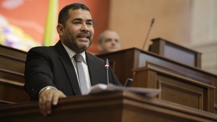 Congresista Alejandro Carlos Chacón