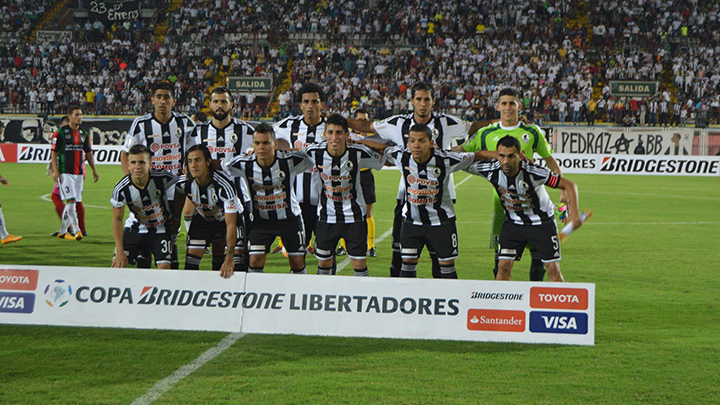 Zamora fue el equipo que impulsó la carrera del futbolista nortesantandereano, logrando cuatro títulos de primera división.  / Zamora F. C.
