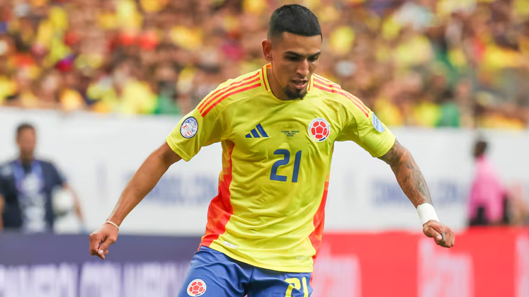 Daniel Munoz in action during the first half of the CONMEBOL Copa America 2024 
