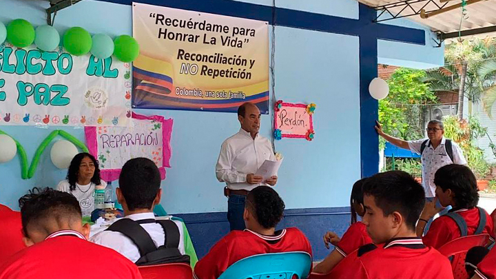 Divulgación del Acuerdo de Paz llegó a colegio en La Ermita