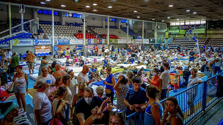 Evacuados Isla Rodas