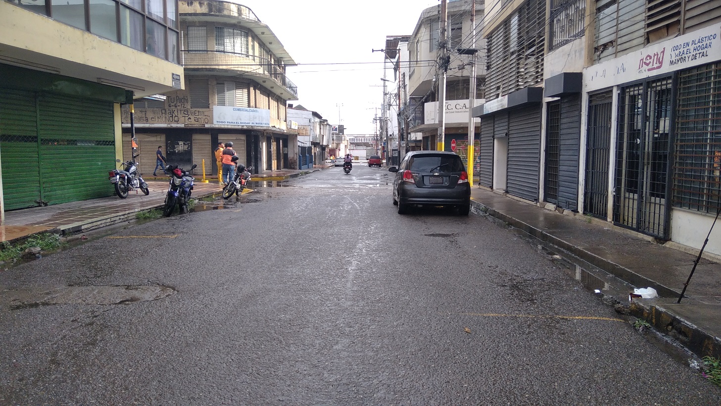 Se hace evidente la necesidad de políticas gubernamentales que contribuyan al desarrollo de la producción venezolana.