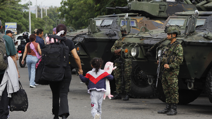 La militarización aumentó en la frontera. 