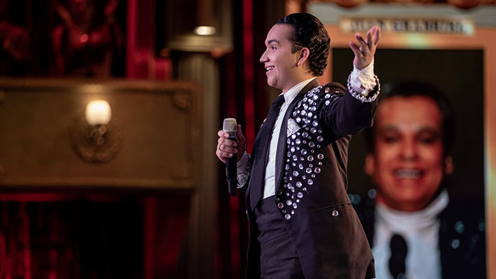 El artista tiene planes de lanzar sus propias composiciones, entre ellas, una canción que rinde homenaje al intérprete mexicano.