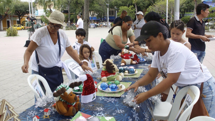 Mesa de navidad para los ausentes.