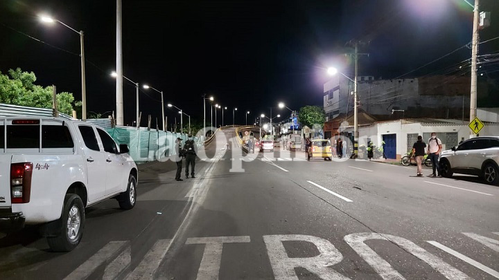 Policía atropelló y mató a un ciclista./La Opinión