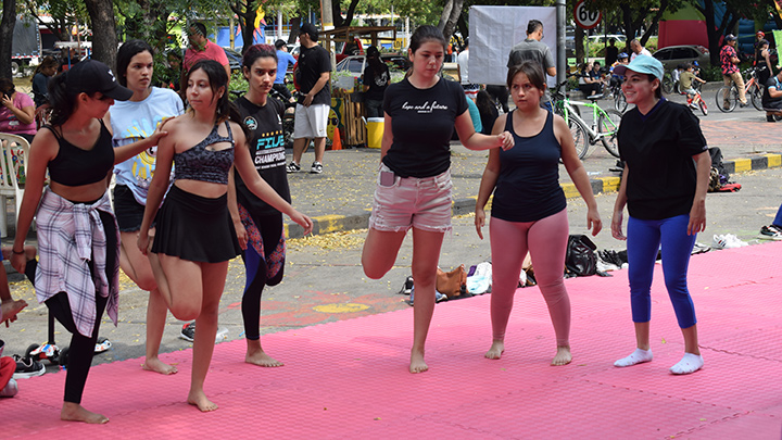 Defensa personal en mujeres