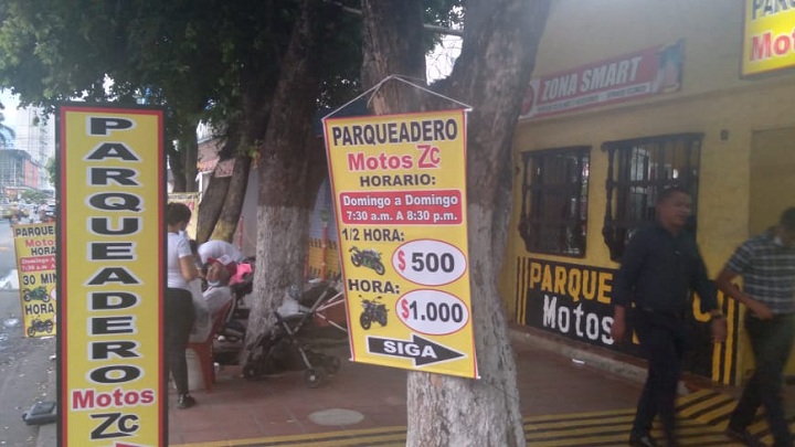 Los parqueaderos ofrecen un servicio económico, a comparación con el valor de una multa de tránsito