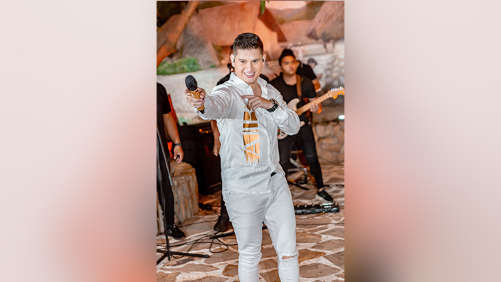 Pedro Carvajal hará parte del concierto que se llevará a cabo en el centro de eventos Rio Luna