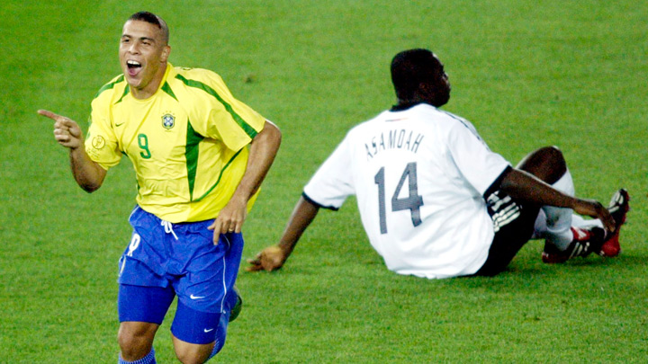 Ronaldo Nazairo.