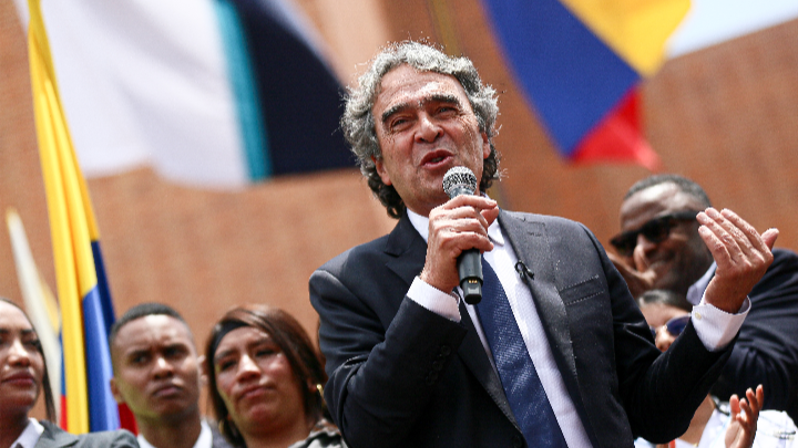 Sergio Fajardo, candidato presidencial por el partido Dignidad y Compromiso.