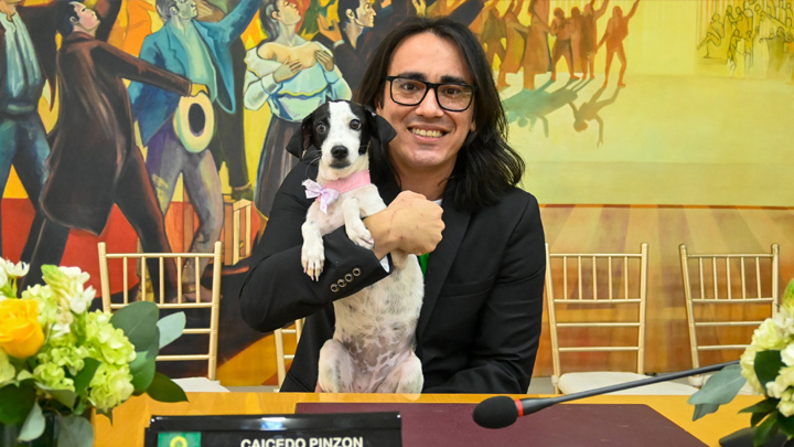 Víctor Caicedo Concejal animalista