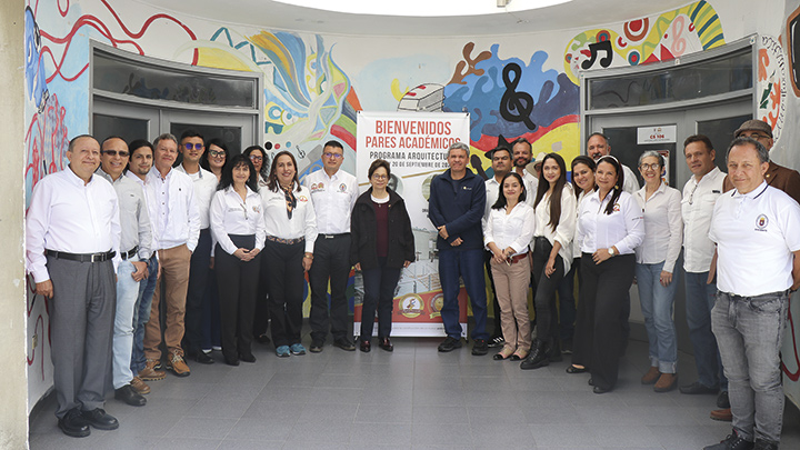 Visita pares académicos 