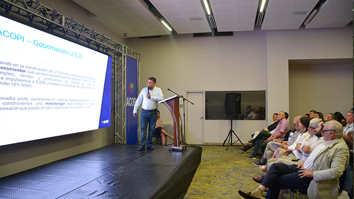 Jairo Pulecio Franco, presidente de la Junta Directiva de Acopi nacional. Foto Leonardo Favio Oliveros/La Opinión