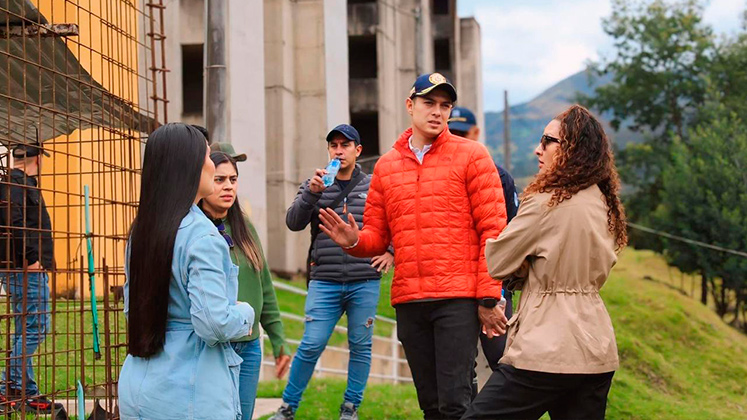 La Alcaldía no solo terminará las obras con apoyo de la Gobernación y Minvivienda, también construirá otra urbanización: Villa Victoria. /Foto Cortesía