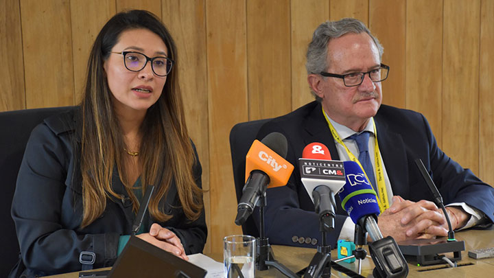 Karol García, de la ANDI y Eduardo Visbal, de Fenalco presentaron el informe. Foto Cortesía