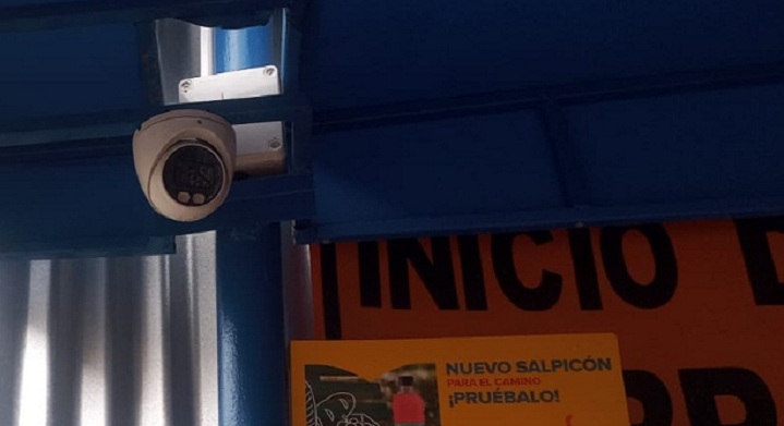 En el lugar hay cámaras de seguridad que son analizadas por las autoridades para identificar a los ladrones. 